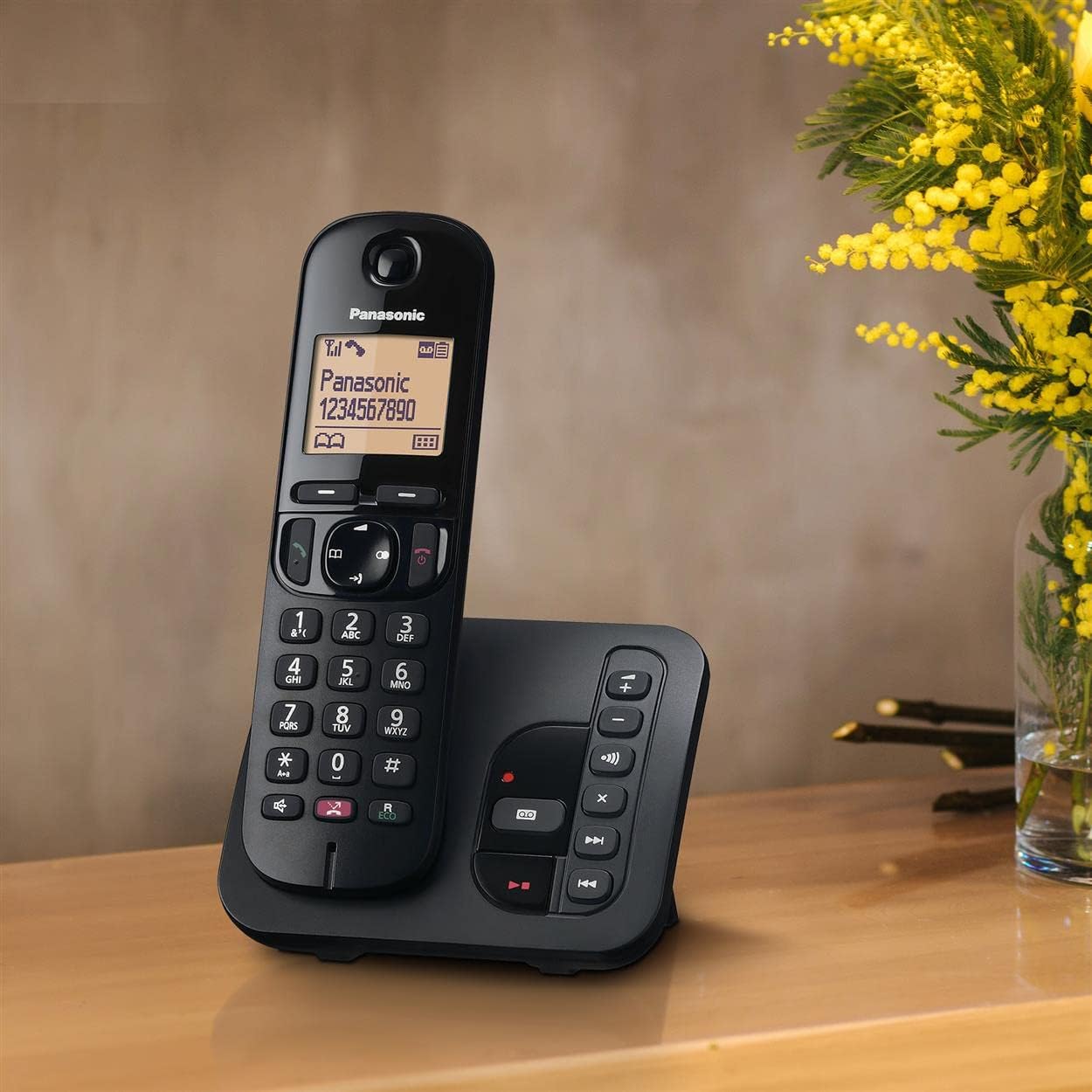 Panasonic KX-TGC260 Digital Cordless Phone: 18-min answering machine, dedicated call block button, an easy-to-read dot-matrix display and a hands-free speakerphone