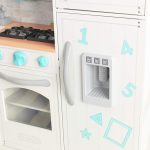 KidKraft Countryside Toy Kitchen, Wooden Play Kitchen with Fridge Magnets and Kitchen Accessories, Kids' Kitchen set with Ice Maker, Kids' Toys, 53424 - Amazon Exclusive