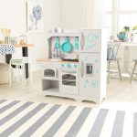 KidKraft Countryside Toy Kitchen, Wooden Play Kitchen with Fridge Magnets and Kitchen Accessories, Kids' Kitchen set with Ice Maker, Kids' Toys, 53424 - Amazon Exclusive