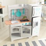 KidKraft Countryside Toy Kitchen, Wooden Play Kitchen with Fridge Magnets and Kitchen Accessories, Kids' Kitchen set with Ice Maker, Kids' Toys, 53424 - Amazon Exclusive